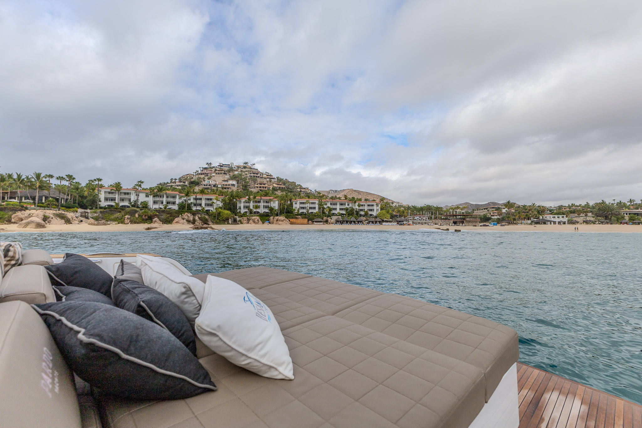 Bésame Cabo stern lounge view